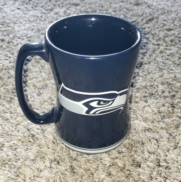 NFL| Seattle Seahawks| Ceramic Navy Mug - Picture 3 of 5